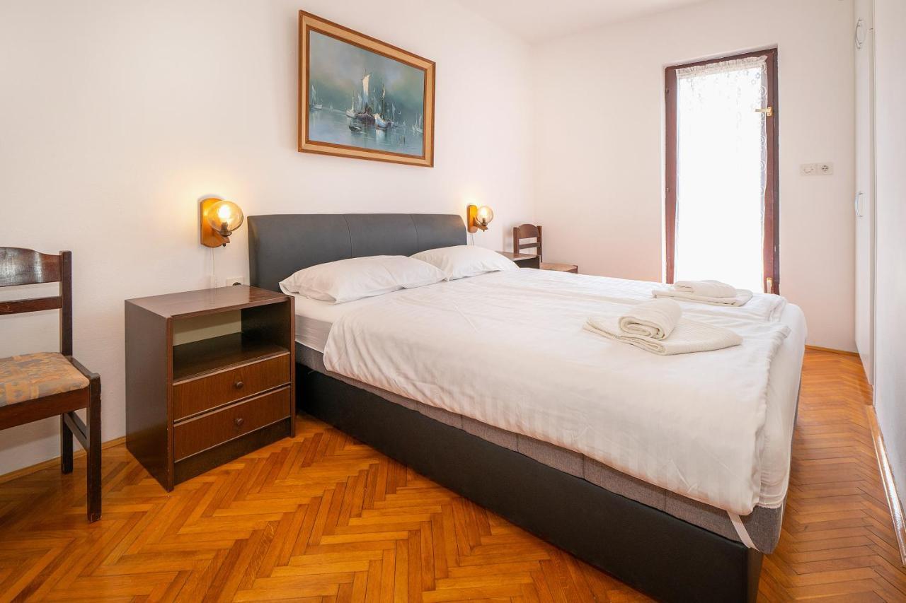 Apartmani Ana Juranic Jurandvor Bagian luar foto