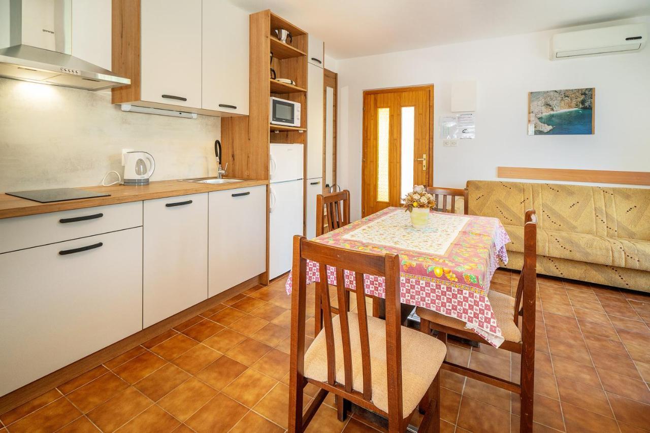 Apartmani Ana Juranic Jurandvor Bagian luar foto
